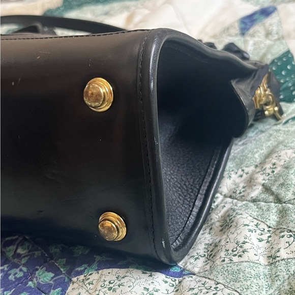 Vintage Dooney & Bourke Black AWL Shoulder Bag - Picture 10 of 15